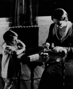 デュコセメントの広告、c.1930-40 作： American Photographer